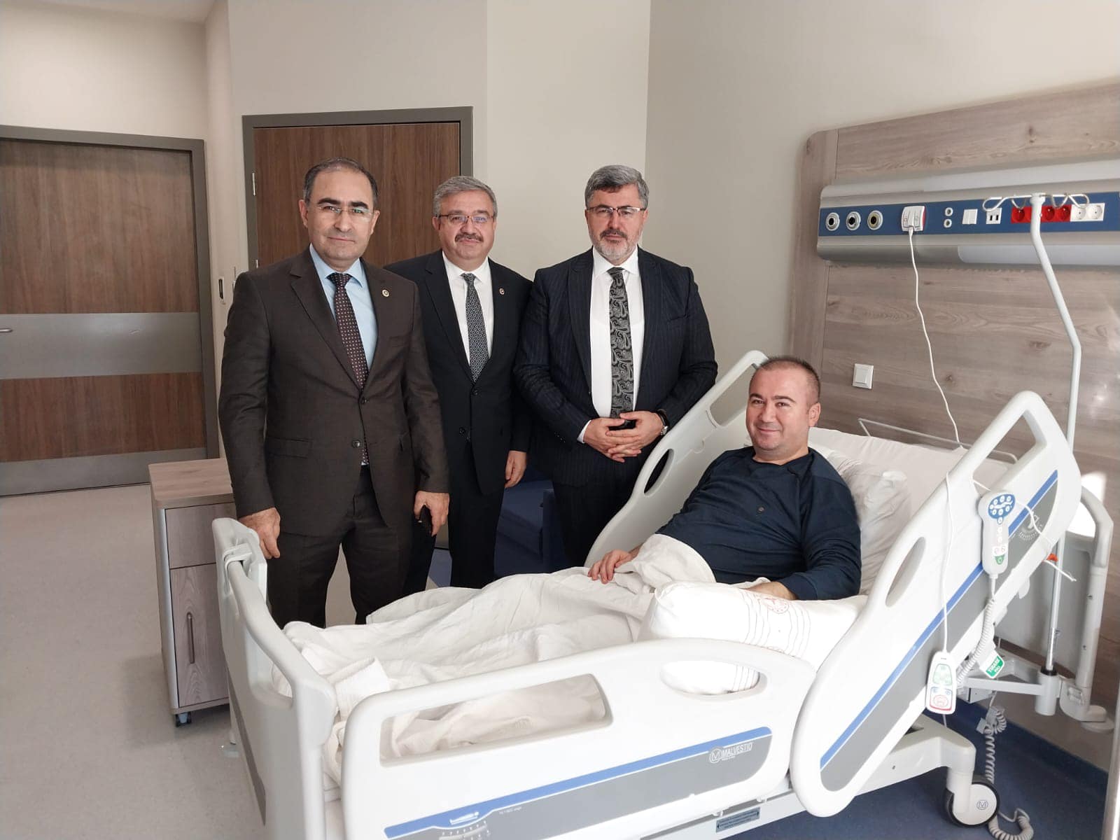 Afyonkarahisar İl Başkanı Hüseyin Ceylan Uluçay'ın Sağlık Durumu İyileşiyor