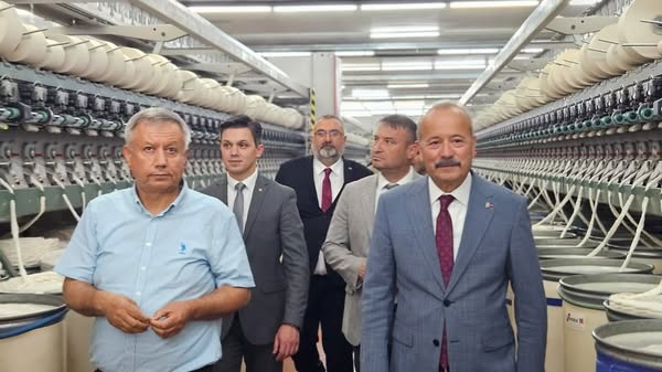 Afyonkarahisar Milletvekili Taytak, USBAR Tekstil Fabrikası'nı Ziyaret Etti