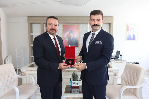 Sandıklı'ya Yeni Kaymakam Atandı: Başkan Öztaş Ziyaret Etti