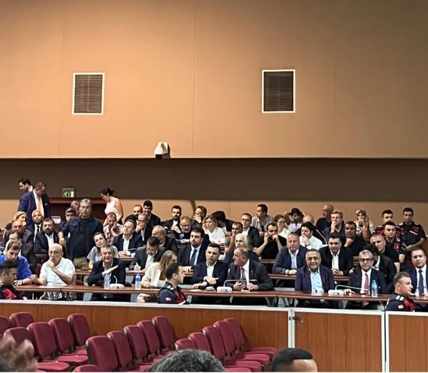 İYİ Parti'den Ekrem İmamoğlu Kararına Destek Açıklaması