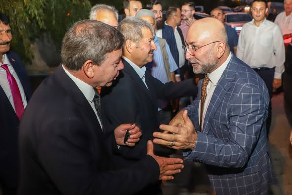 Afyonkarahisar'da AK Parti İl Başkanı Şahin, Nikah Şahidi Oldu