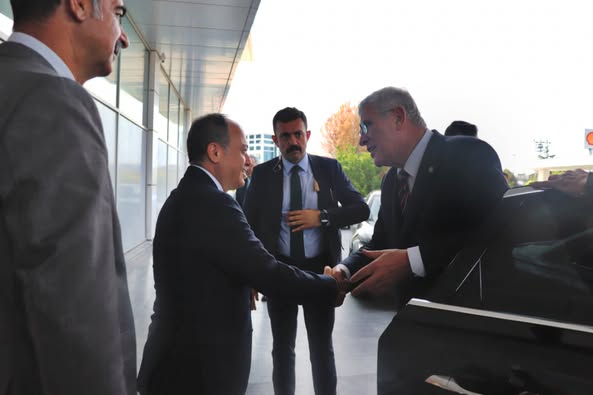 İYİ Parti Genel Başkanı Dervişoğlu, Afyonkarahisar Ticaret ve Sanayi Odası'nı Ziyaret Etti