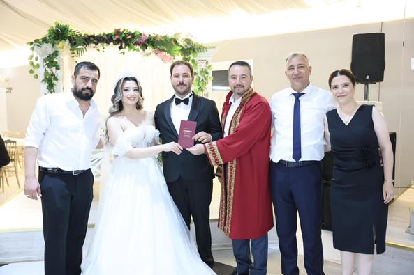 Sandıklı'da Mutluluğa Evet! Başkan Öztaş'tan Özel Desteği