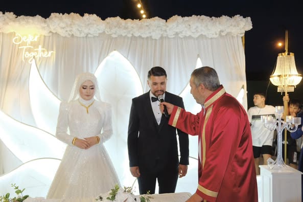 Demokrat Parti Lideri Uysal, Bolvadin'de Nurgül ve Mustafa'nın Nikâh Şahitliğini Yaptı