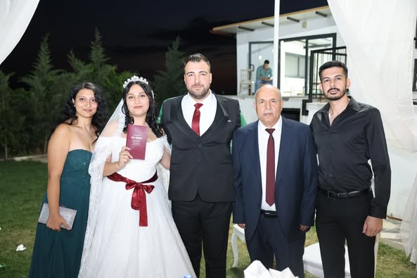 Sandıklı'da Mutlu Anlar: Başkan Vekili Esen, Düğünlere Katıldı