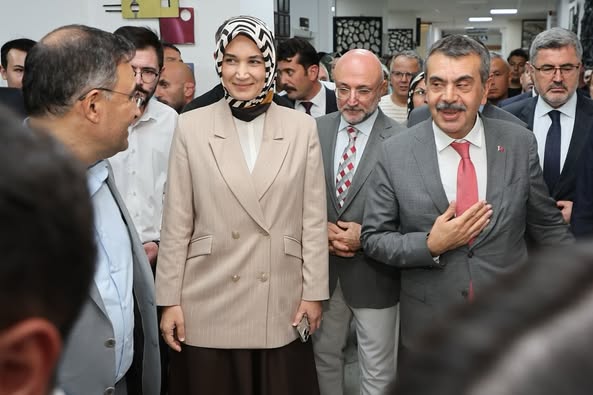 Eğitim Bakanı Afyonkarahisar'da: Yeni Yatırımlar ve Vizyon Paylaşıldı