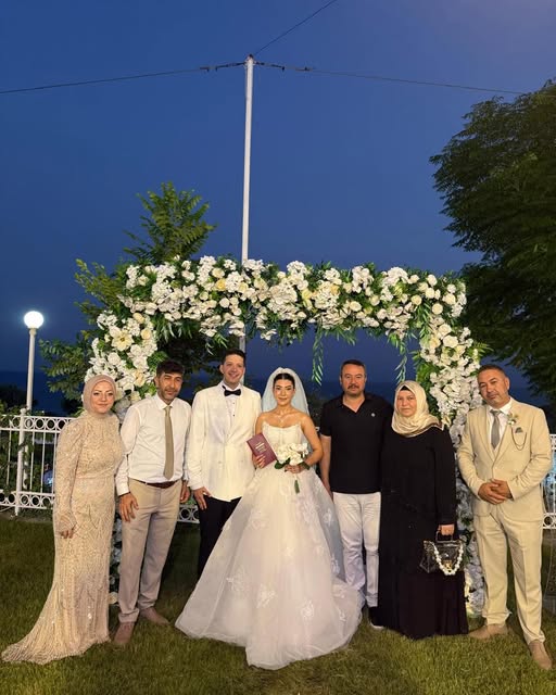 Sandıklı Belediye Başkanı Cebeci Ailesinin Düğün Şahitliği Yaptı