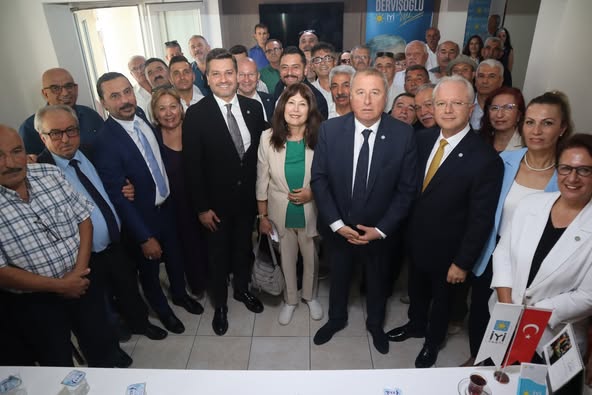 İyi Parti Eskişehir İl Başkanlığı'nda Değerlendirme Toplantısı Gerçekleştirildi