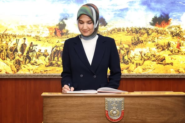 Afyonkarahisar Valisi Yiğitbaşı, Yeni İkmal ve Garnizon Komutanı Tecimer'i Ziyaret Etti