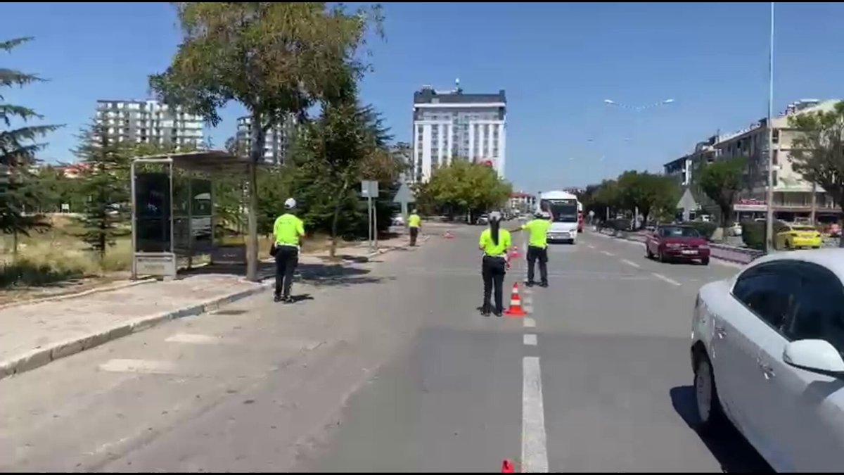 Afyonkarahisar'da Okul Servis Araçlarına Yoğun Trafik Denetimi