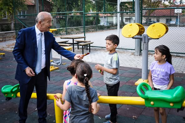 MHP Afyonkarahisar Milletvekili Taytak: Çocukların Gülüşleri Birlik ve Beraberliğimizin Nişanesi