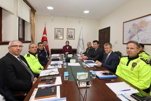 Afyonkarahisar Belediyesi'nden Trafik Güvenliği Toplantısına Katılım