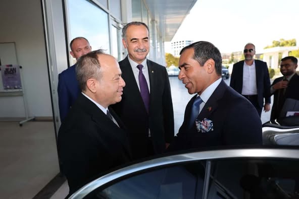 Bangladeş Büyükelçisi Afyonkarahisar'da Ticari İş Birliği Fırsatlarını Görüştü