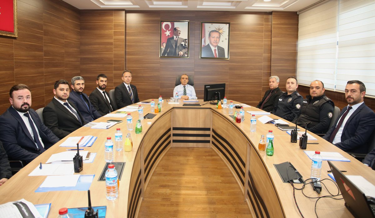 Afyonkarahisar'da Asayiş Değerlendirmesi: 2025 Yılı İlk 9 Ay Masaya Yatırıldı